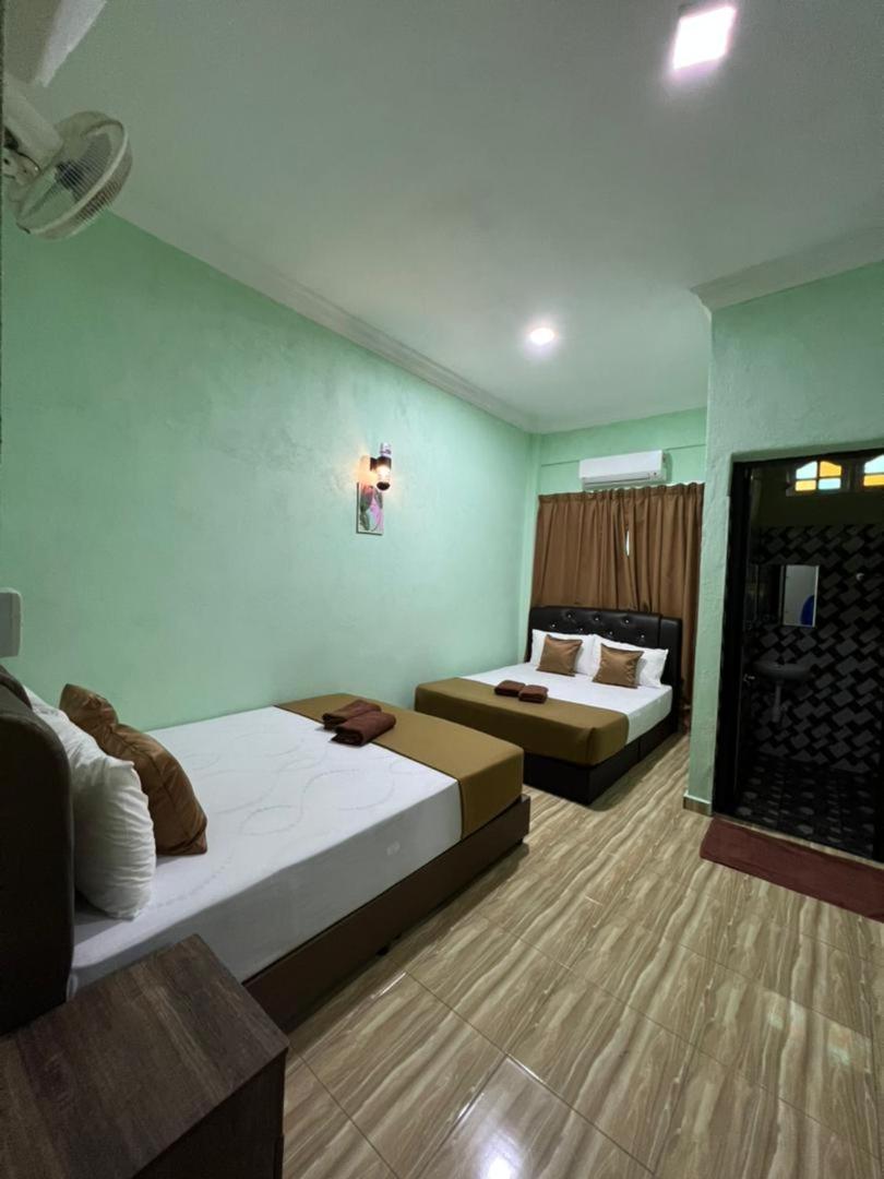 Perhentian Mama'S Hotel Kampong Pasir Hantu Exterior photo